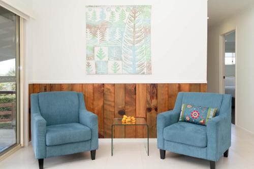 Entrance, Pitcairn House in Burnt Pine