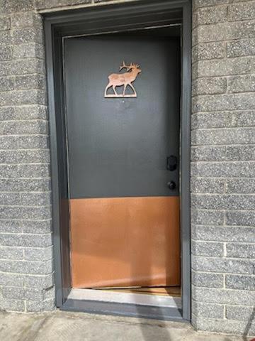 Elk Antler Inn