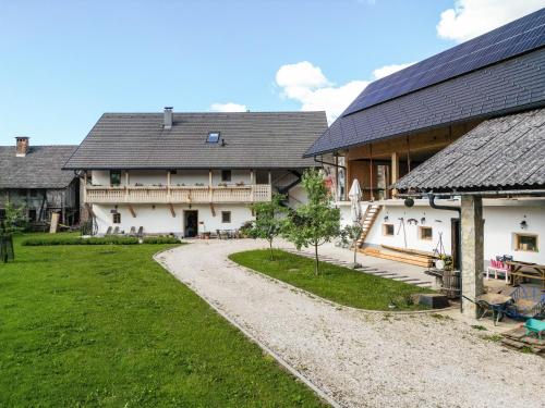 Turistična kmetija Grabnar