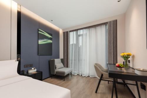 Superior Double Room image 4