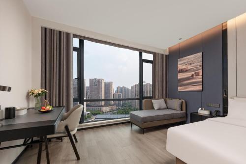 Executive Double Room image 1