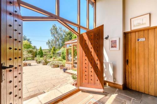 A szálláshely kívülről, Spacious 5 bed Barn in the Heart of Worcestershire in Dunhampton (Worchester)