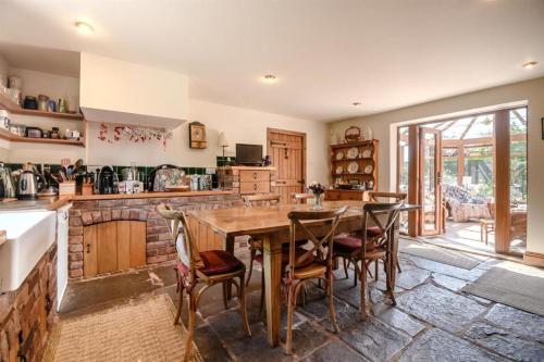 Létesítmények, Spacious 5 bed Barn in the Heart of Worcestershire in Dunhampton (Worchester)