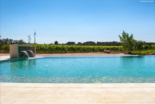 Peldbaseins, Agriturismo Tenuta Kyrios con piscina in Karpidžnano Salentino