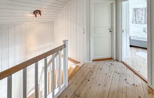 Viesnīcas āriene, 4 Bedroom Cozy Home In Gjeving in Gjeving