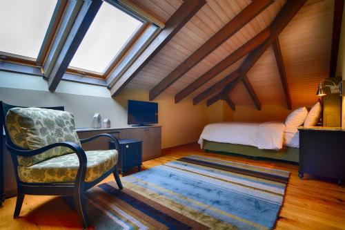 Hotel Antique - image 13