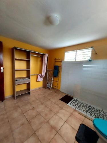 Résidence Prune café (Residence Prune cafe) in Λε Μούλ