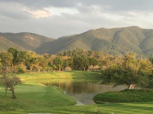 B&B on a top Golf Course just outside Chiangmai - Phetchabun
