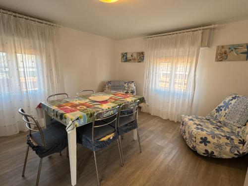 One-Bedroom Apartment image 10