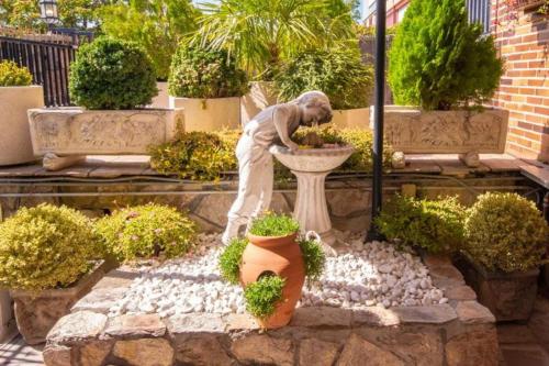 Hostal El Cruce - image 9