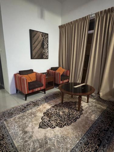 Tiarapuri Homestay Tiara Golf Country Club,Ayer Keroh Melaka in Bemban