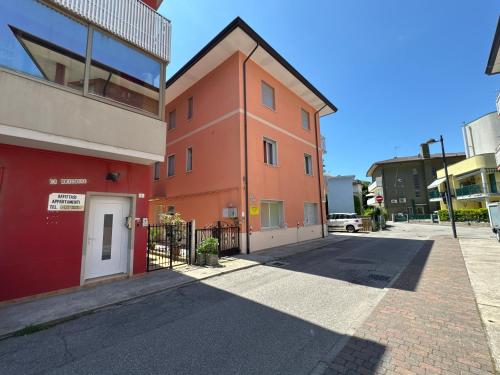 One-Bedroom Apartment image 2