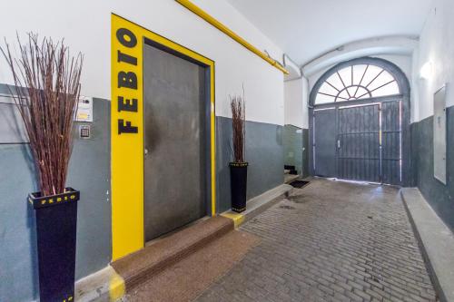Rose Antique Apartment - image 12