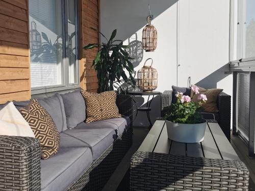 Huoneisto järvinäkymin, Palokka (Huoneisto jarvinakymin, Palokka) in Jyvaskyla