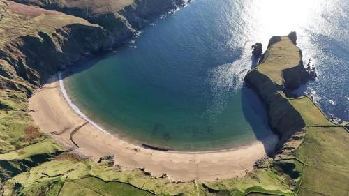 沙灘, The Barn Malinbeg in 格倫高爾姆西爾