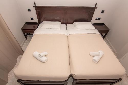 Talos Hotel Apartments - image 9