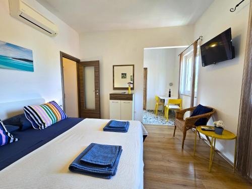 Apartments & Rooms Chiara 5