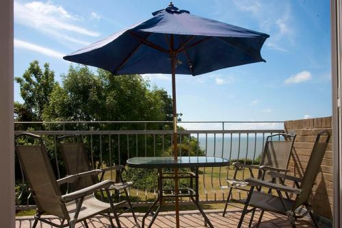 balkong/terrass, Sea-view Apts Ferry Savings in Västra Ventnor