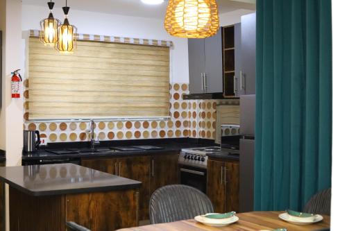 Konyha, Harridon Luxury Apartment 1 in Tema