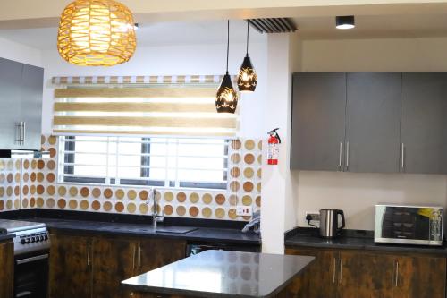 Létesítmények, Harridon Luxury Apartment 1 in Tema