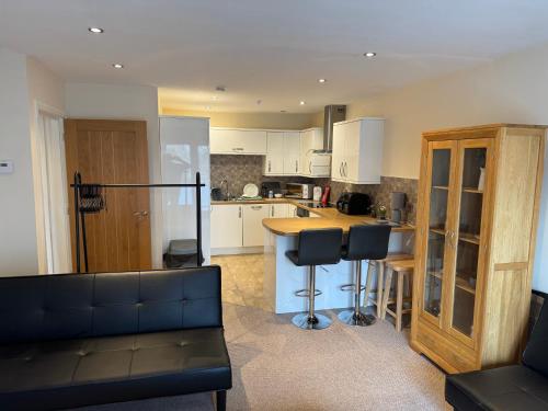 Modern, sleeps 5, parking, semi rural, Upholland