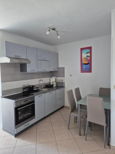 Konyha, Apartment Plavia Biograd in Biograd na Moru