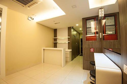 Seven Hotel - image 5