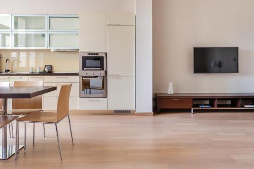 Deluxe Apartment image 5
