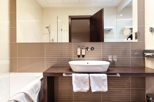 Roset Hotel & Residence - image 9