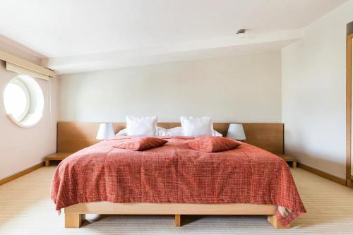 Two-Bedroom Penthouse with Terrace image 4