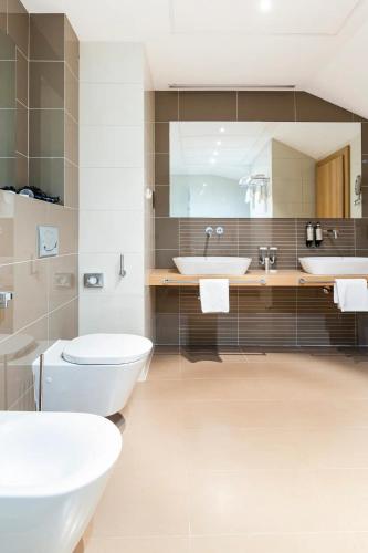 Two-Bedroom Penthouse with Terrace image 9