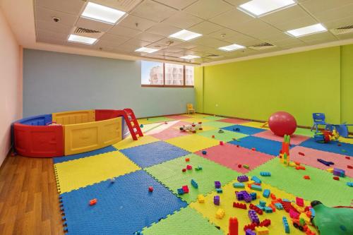 Bright Studio In The Heart Of Silicon Oasis in Dubai Silicon Oasis
