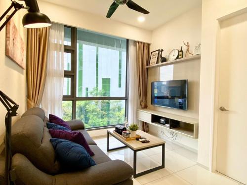 The Loft Living Suites at Robertson Residences - image 4
