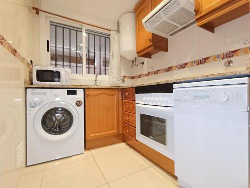 Apartment image 8