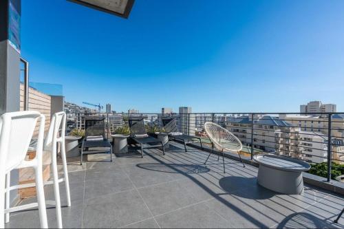 Beautiful & Cozy Apartment-Inverter available, Città del Capo (foto 8)