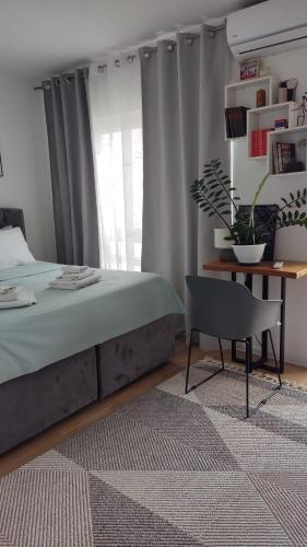 Vesta Apartment Tuzla - across BCC Shopping Mall - Location saisonnière - Tuzla