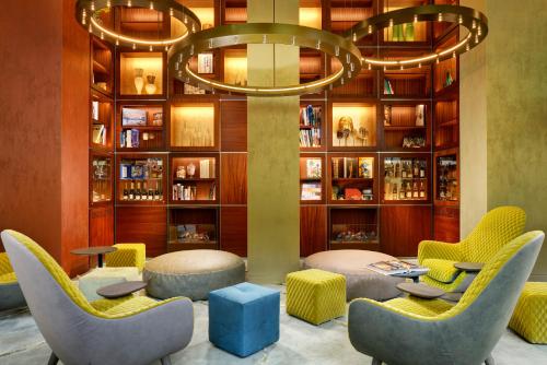 Enterprise Hotel Design & Boutique - image 13