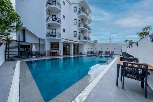 Skykhan Otel in คาลิส ปลาจี