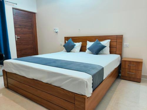 The Pahadi Homestay in กฤษณะนคร