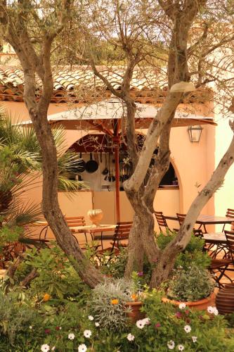 Hotel La Garbine - image 11