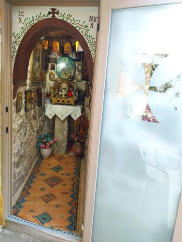 Lemoni's House in Krousonas