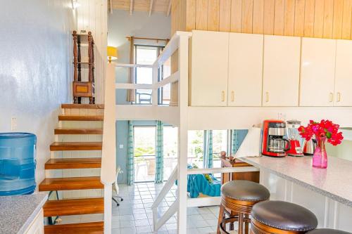 Loft Apartment Ocean View in Five Islands