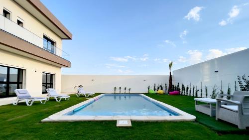 La villa de Naël (La villa de Nael) in Akouda