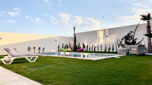 La villa de Naël (La villa de Nael) in Akouda