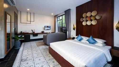 Double or Twin Room room in Deluxe Double Room with Patio or Balcony