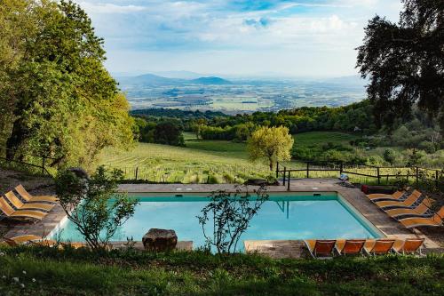 VALDONICA WINERY Fine Dine & Wine Hotel