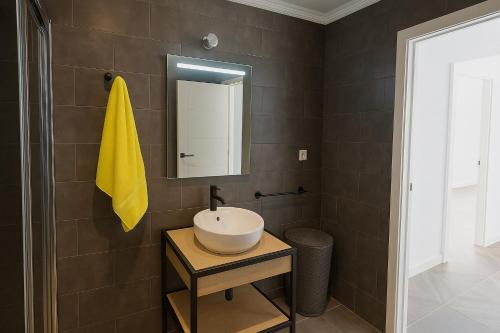Skyline - Penthouse with 50m2 private terrace and stunning views, Kadyks (zdjęcie 10)