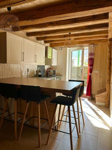 Konyha, Chalet des balcons in St Michel De Maurienne