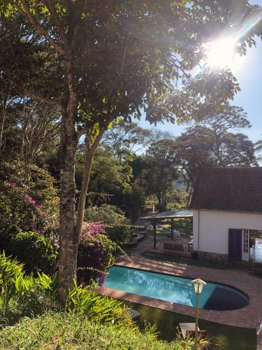 Casa Açucena no sítio Gaia Miguel Pereira RJ (Casa Acucena no sitio Gaia Miguel Pereira RJ) in Migels Pereira