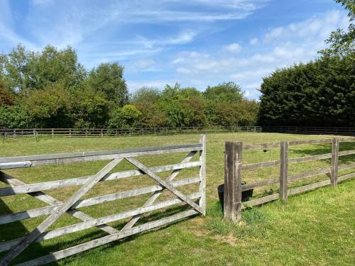 Luxury Country Lodge in Bretherton - Sleeps 4 in Croston